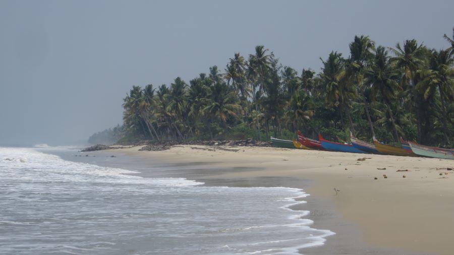 andhakaranazhi beach in ernakulam