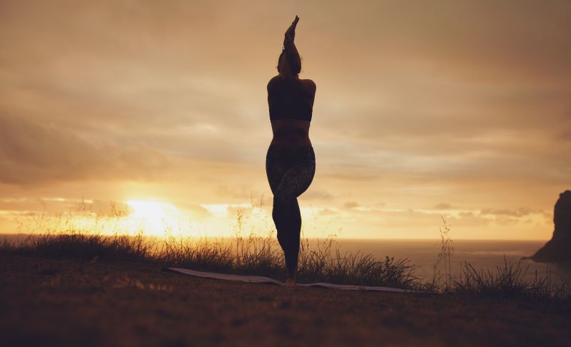 Health Benefits of Garudasana