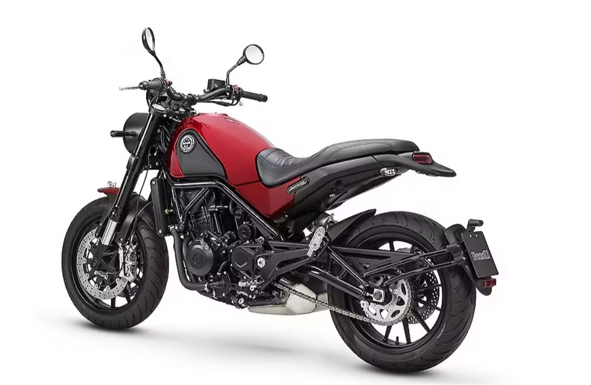  Benelli Leoncino 500