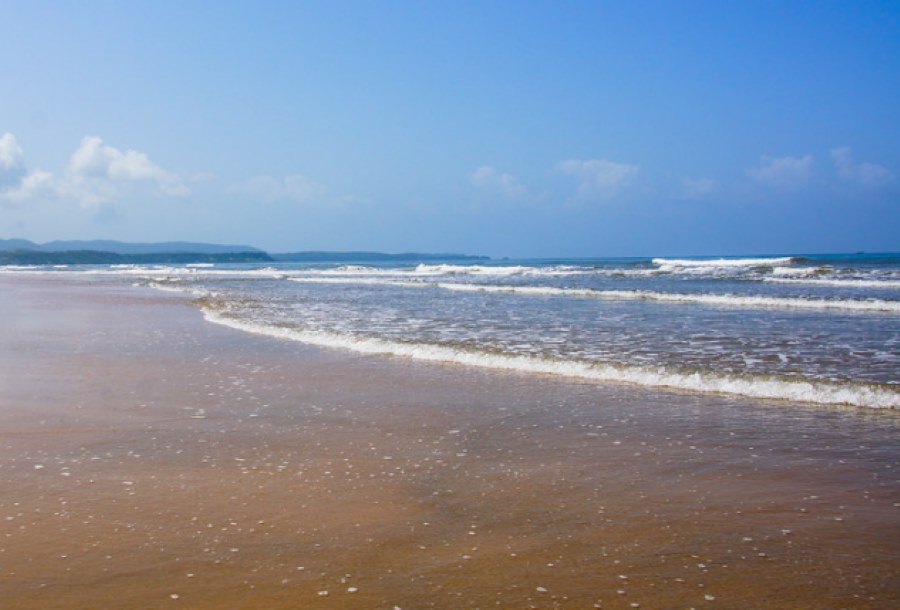 cavelossim beach in goa