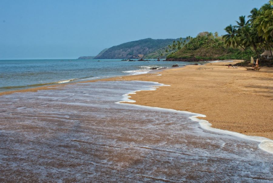 cola beach in south goa