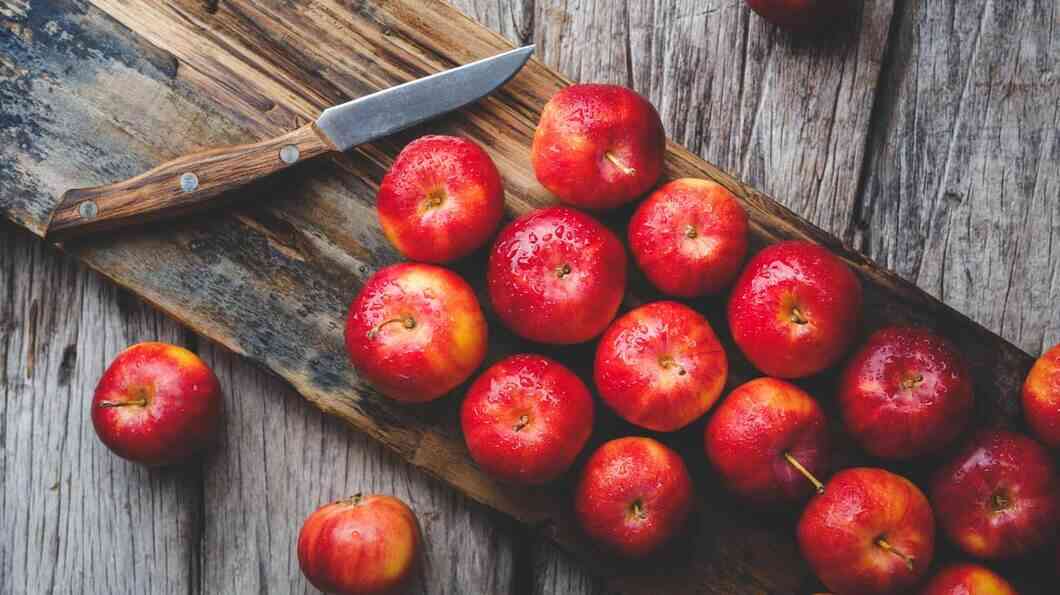 apple rich food