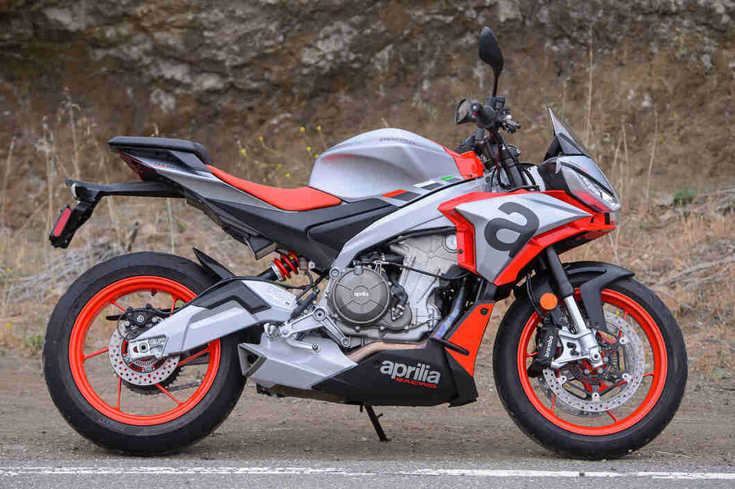 aprilia tuono 660