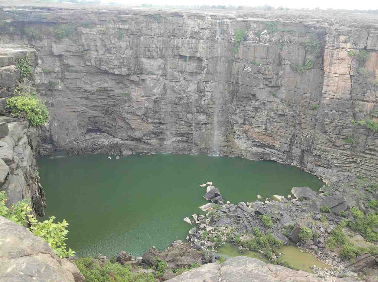 bahuti falls