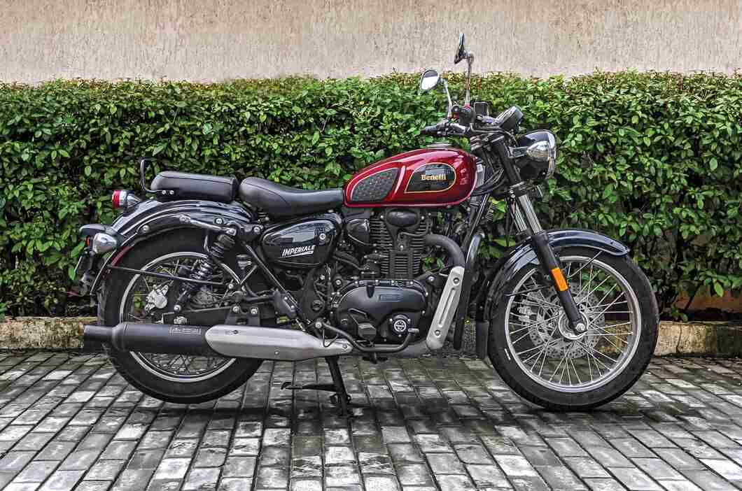 Best Cruiser Bike in India List of Top 10 Cruiser Bikes under 5 Lakhs