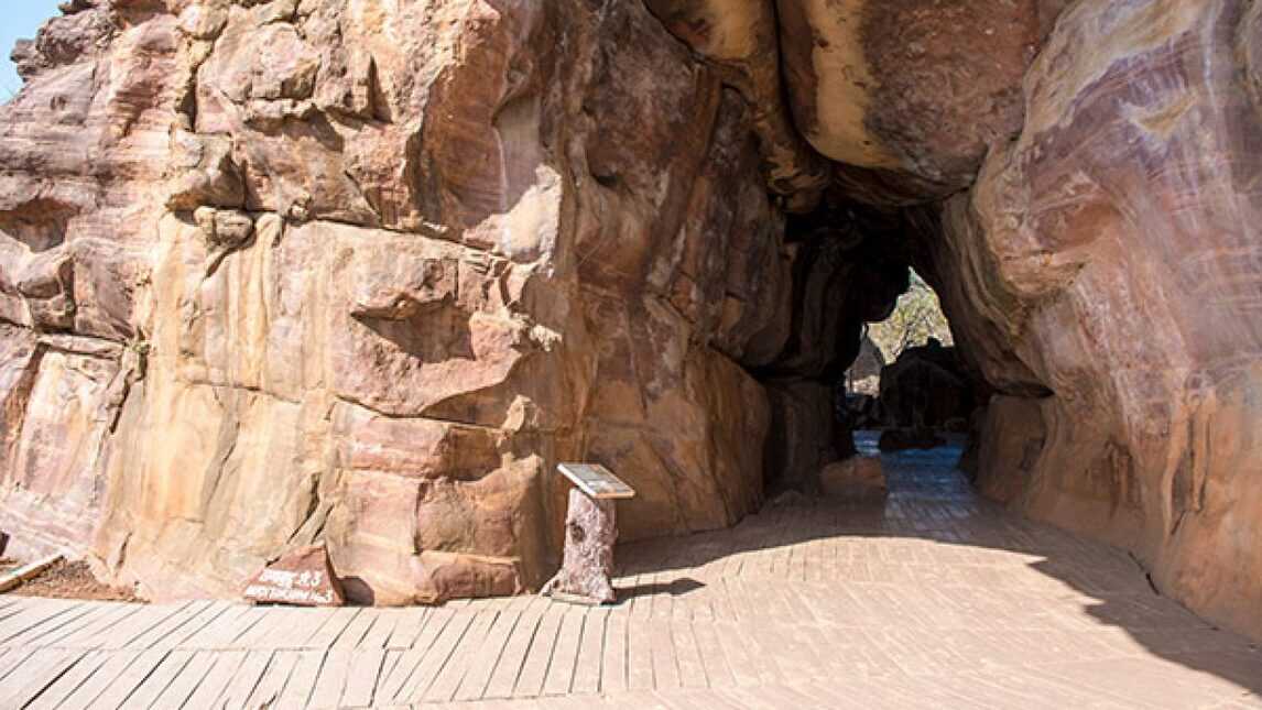 bhimbetka rock shelters