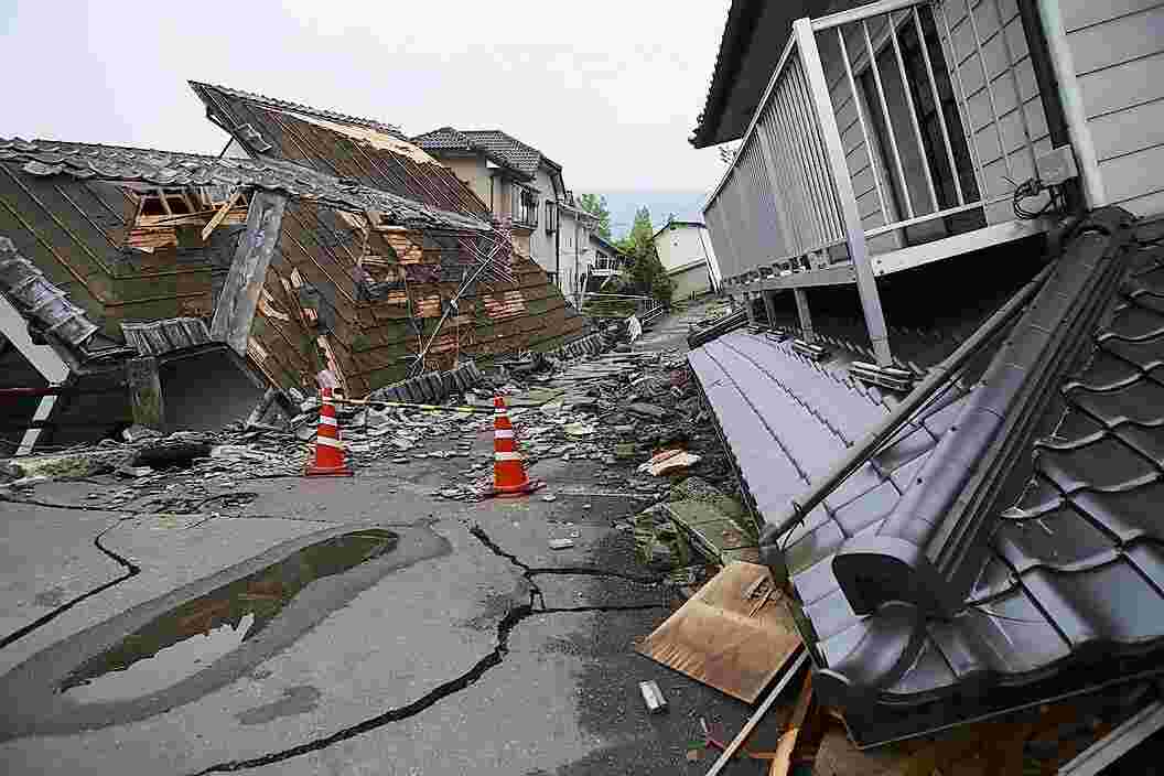 causes of earthquakes