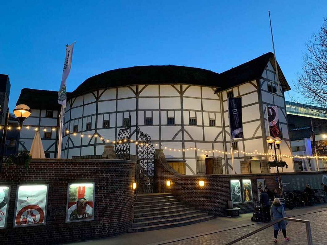 globe theatre1