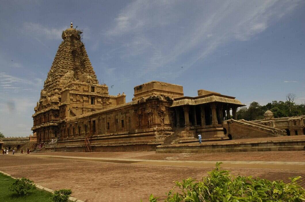 great living chola temples