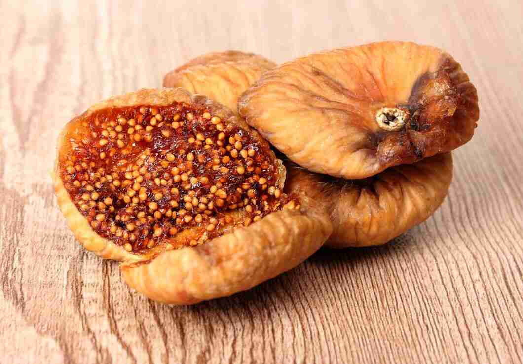 Health Benefits of Anjeer Nutritional Value, In Daily Diet & Side Effects