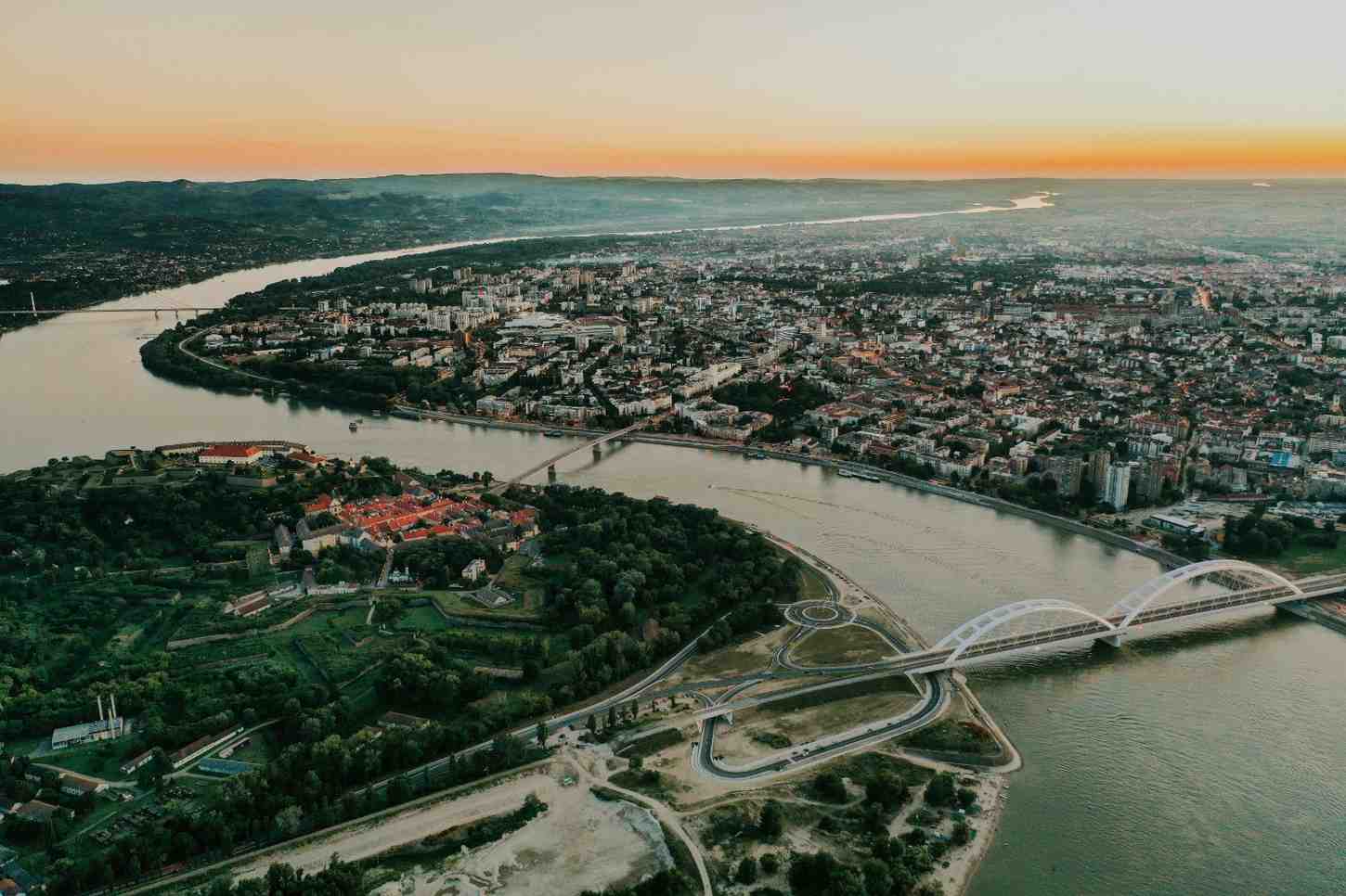 how many cities are there in serbia