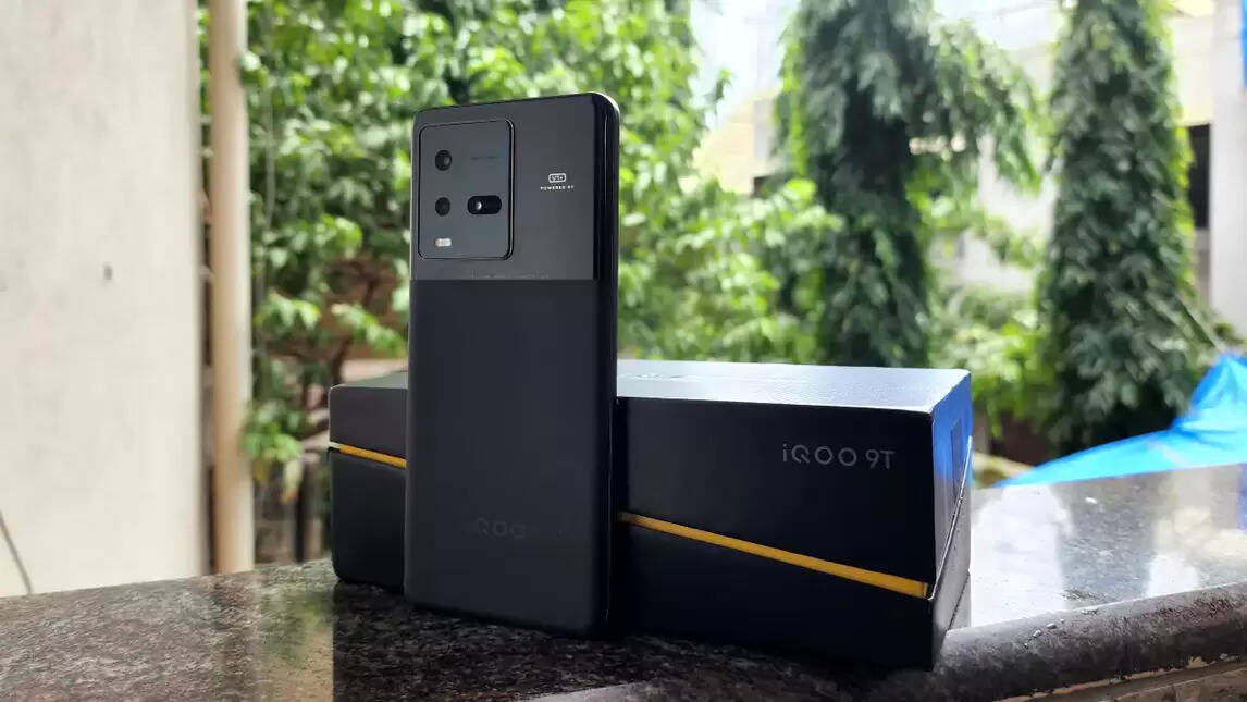 iqoo 9t mobiles