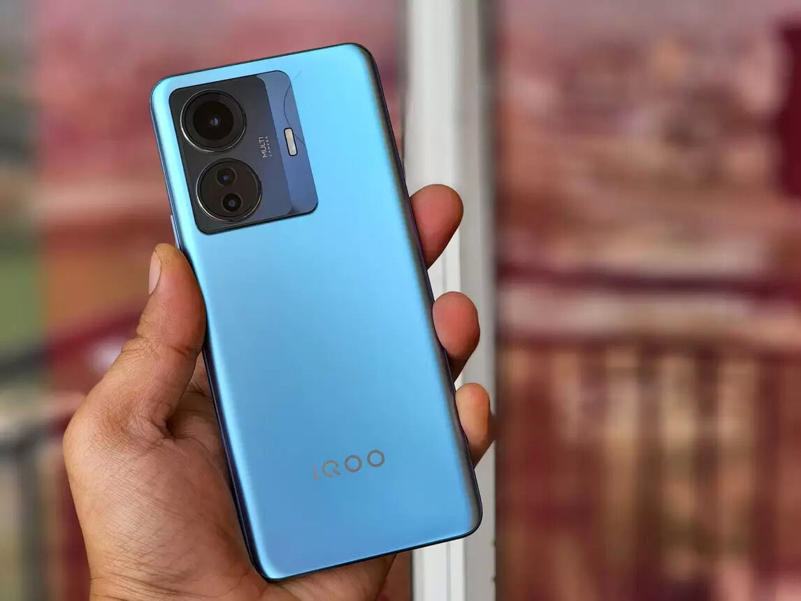 iqoo z6 pro mobiles