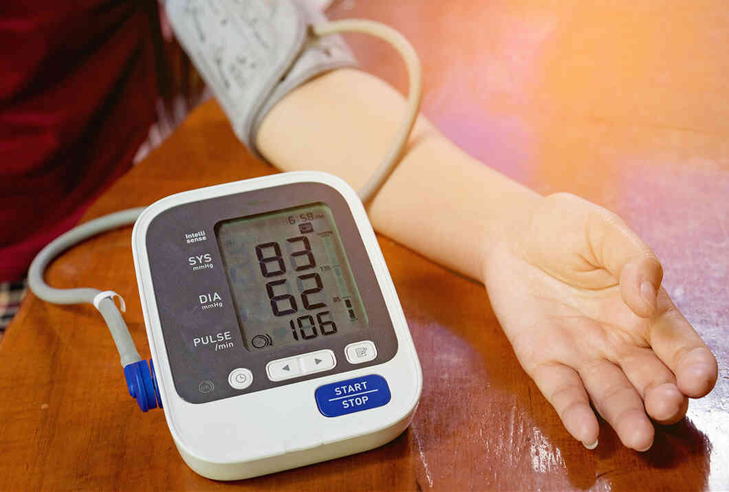 Low Blood Pressure: Common Symptoms and Causes of Low Blood Pressure