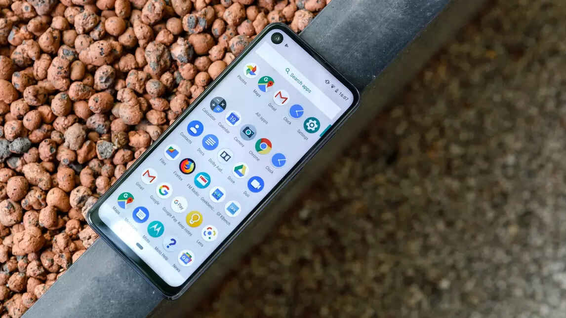 Best Motorola Camera Phones: Price & Key Specifications