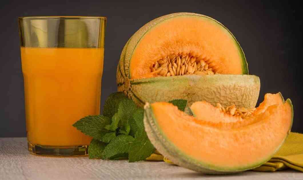 Health Benefits of Muskmelon: Nutritional Value & Side Effects
