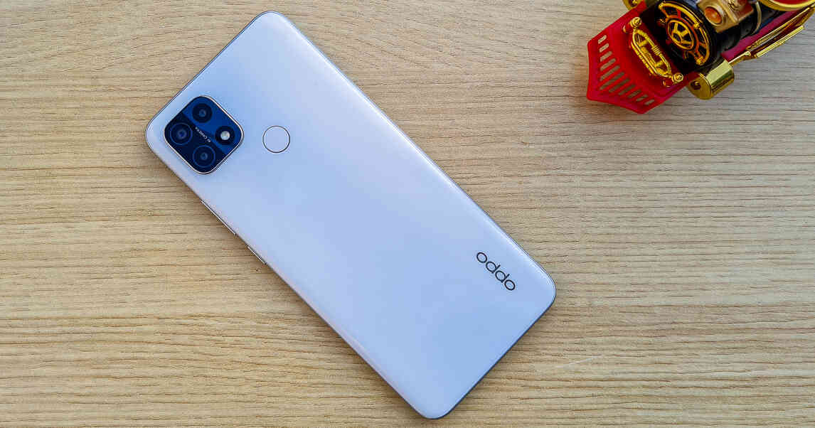 oppo 4 camera under 10000