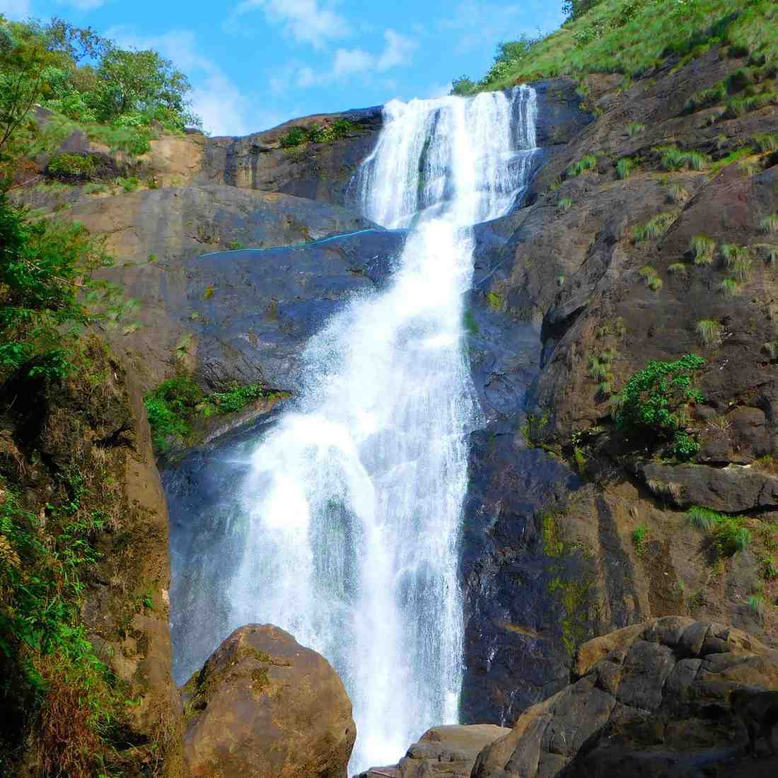 palaruvi waterfall kollam
