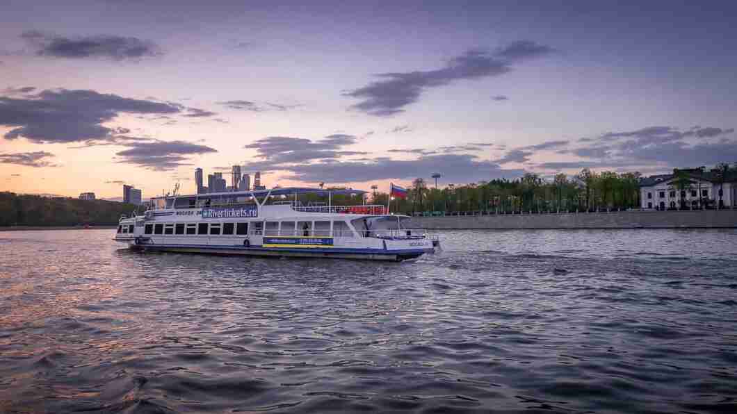 Best Time to Visit Russia: Seasons To Visit & Tips For Travelling