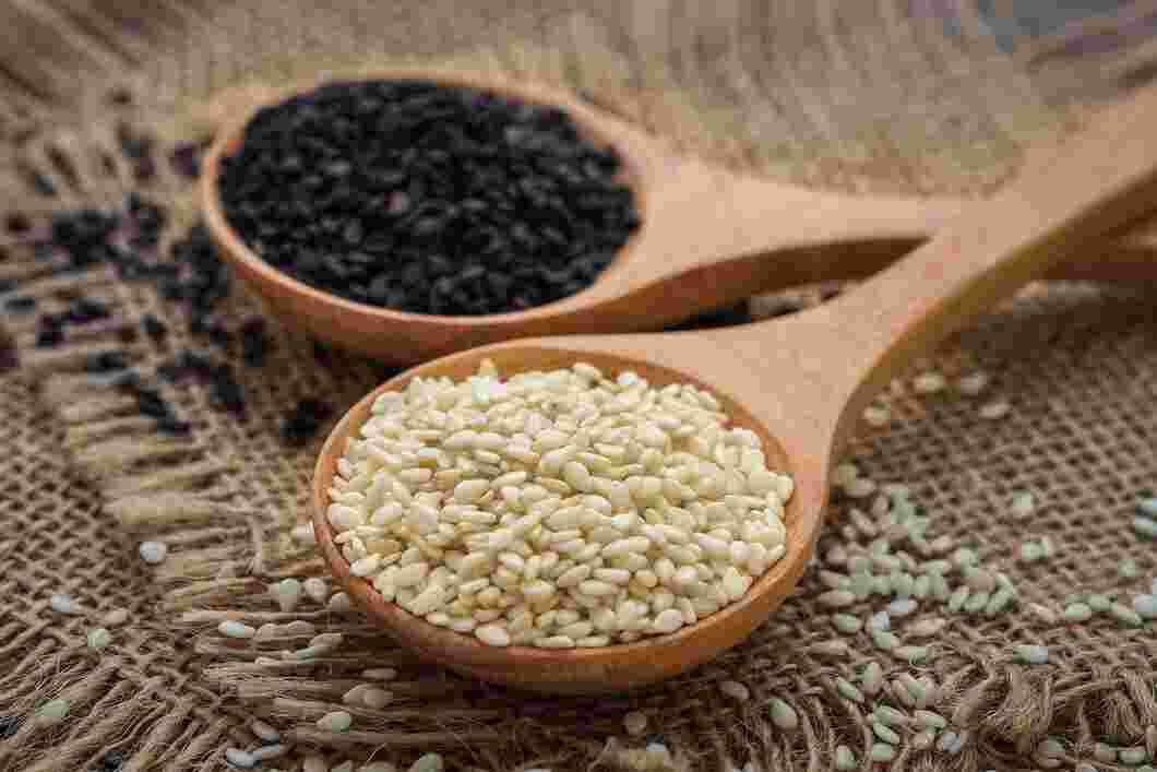 Food for Breastfeeding Mothers Benefits & Nutritional Value