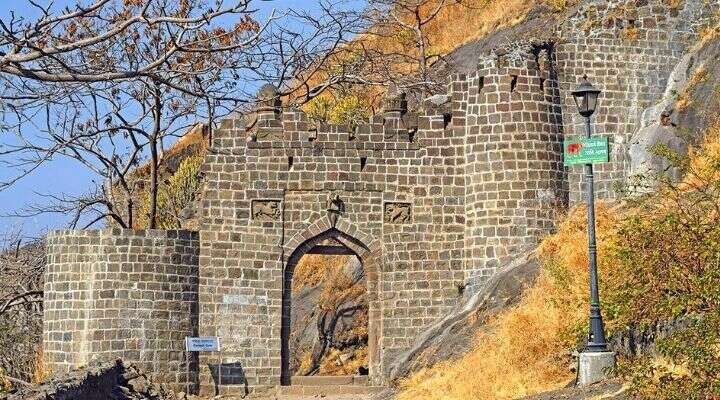 shivneri fort