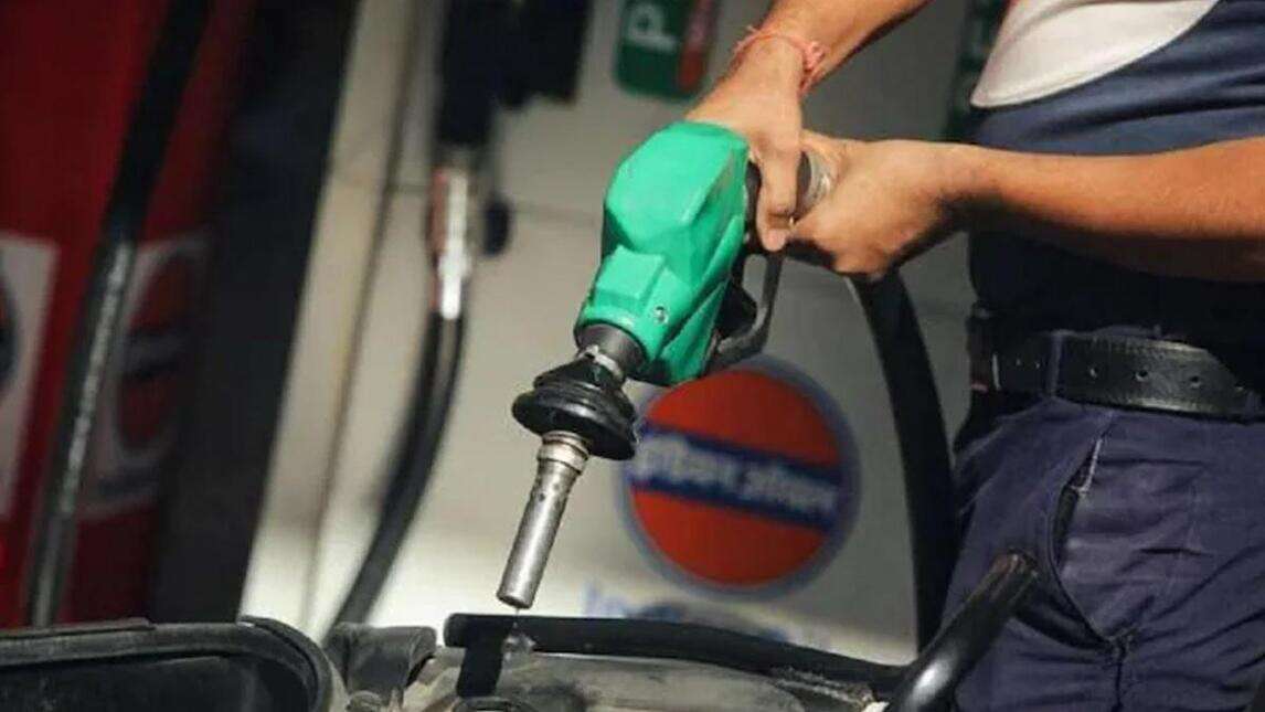 tax on petrol in delhi