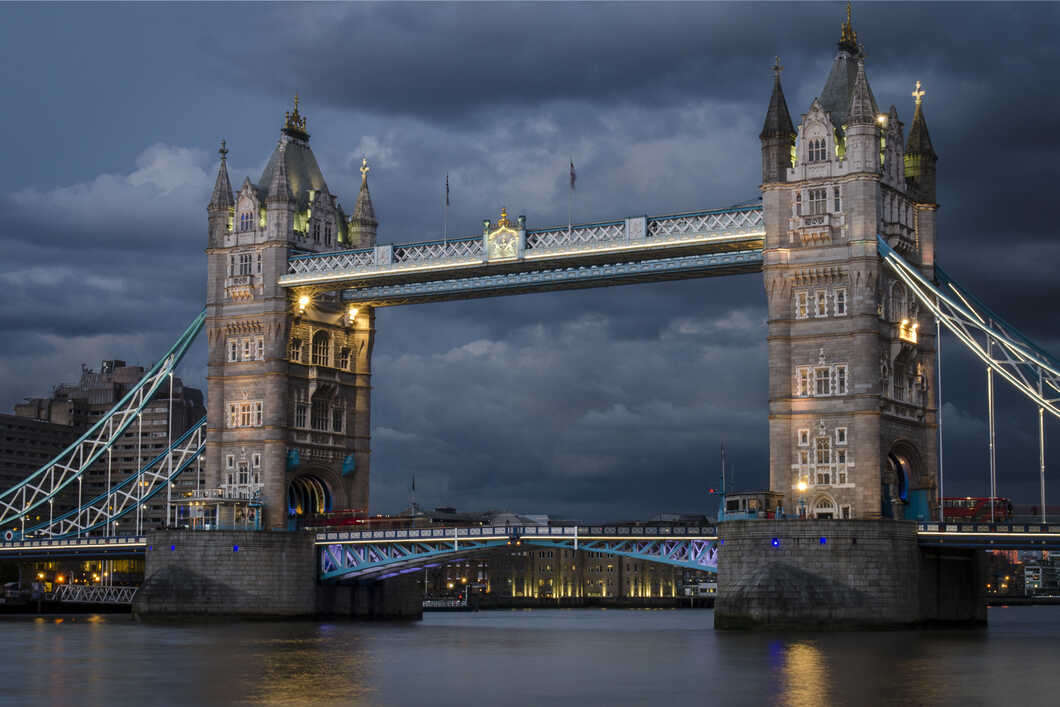 tower bridge