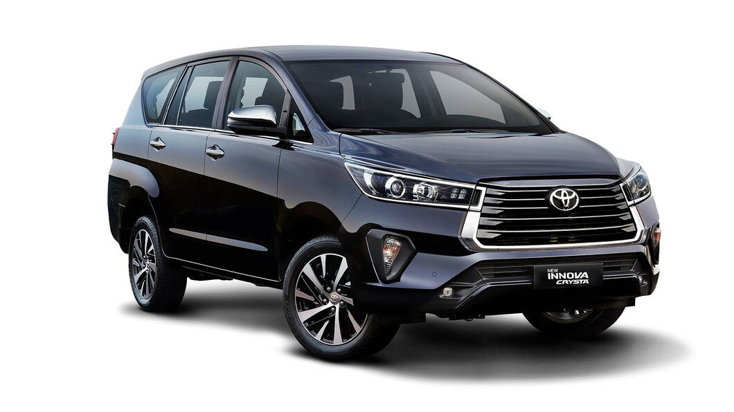 toyota innova crysta