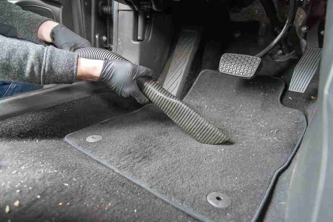vacuum car