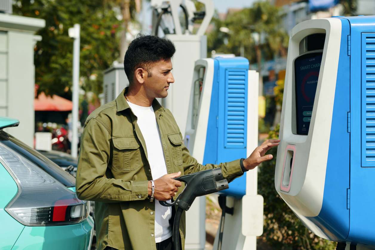 How to Choose an Electric Car for Buying