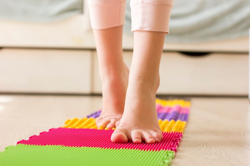 Heel-toe Walking