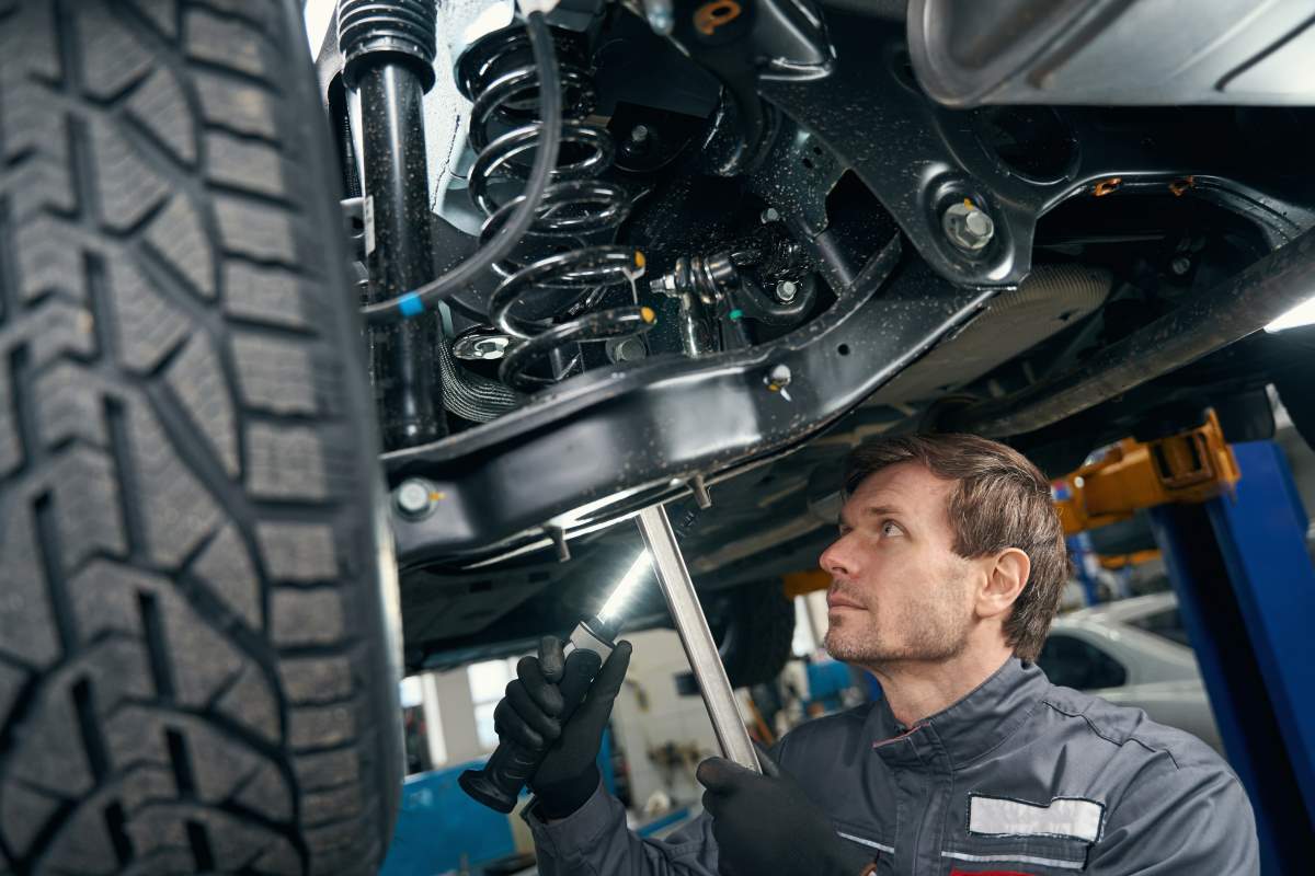 how to check if your car suspension has problems