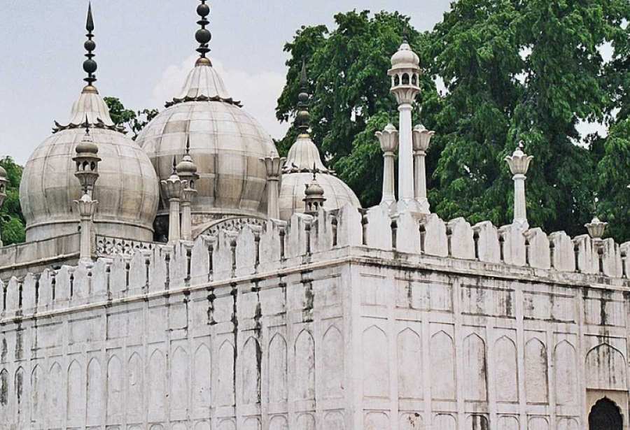 moti masjid in delhi