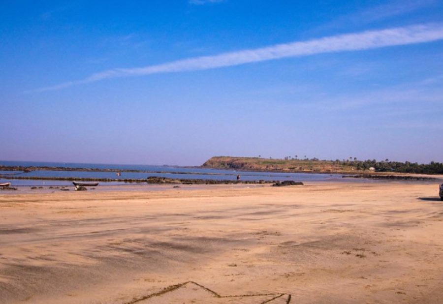 manori beach in mumbai