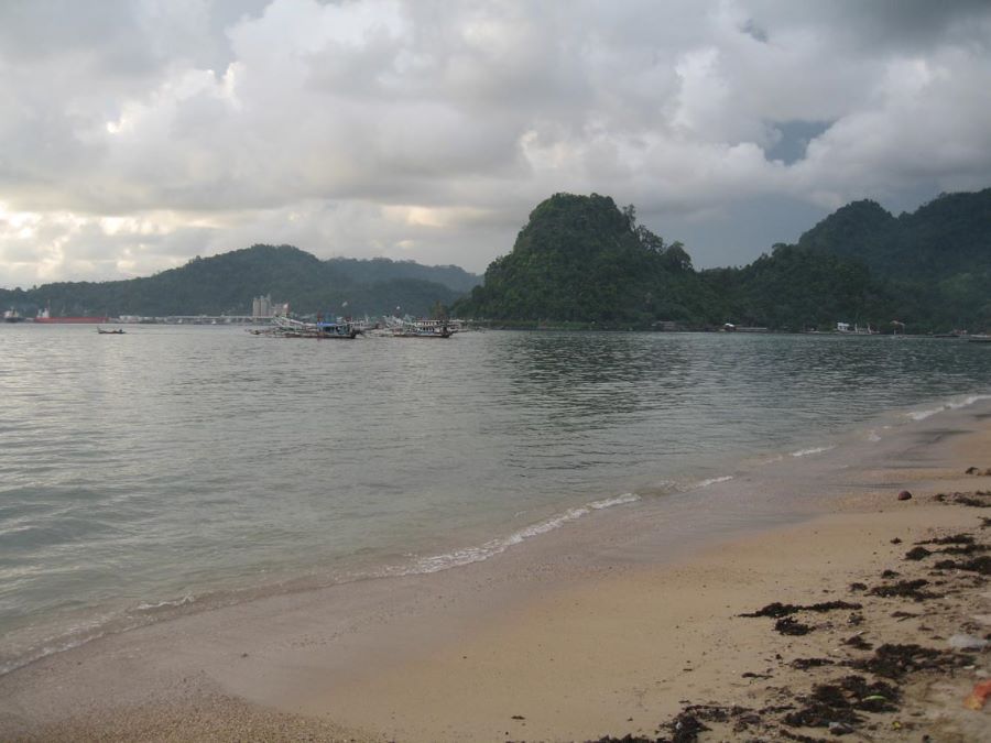 nirvana beach in gokarna