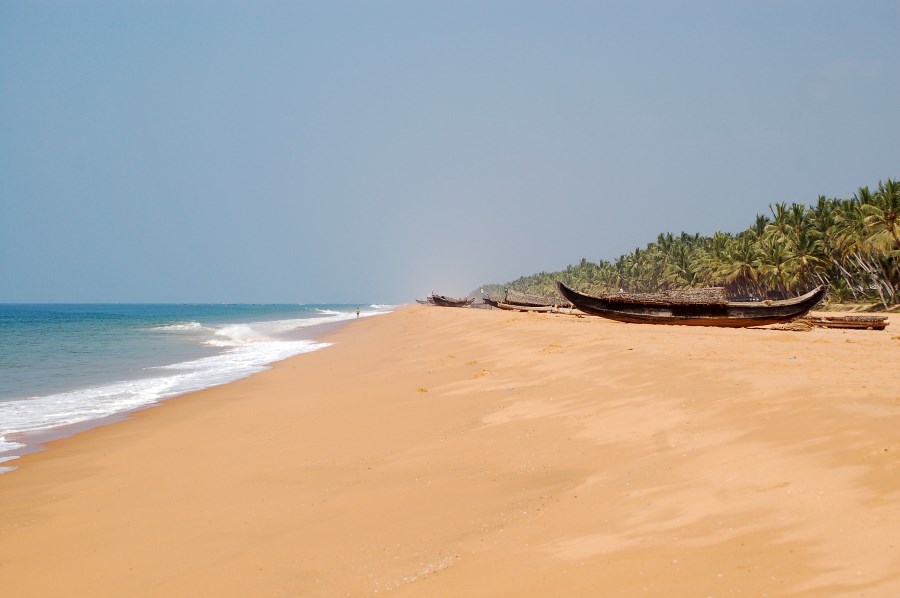 puthenthope beach in thiruvananthapuram