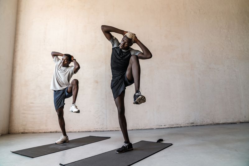 Standing Crunch