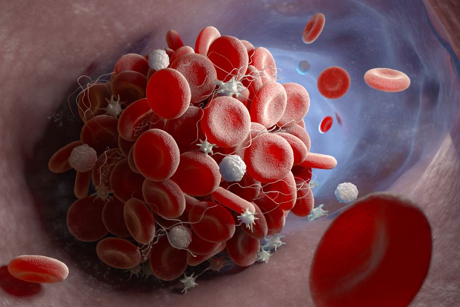 vitamin that helps in blood clotting