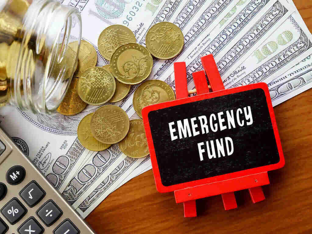 an essential guide to building emergency savings fund