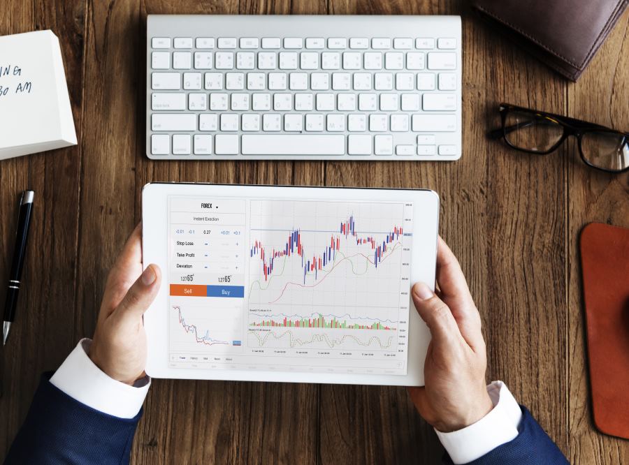 difference between Equity Shares and Preference Shares 